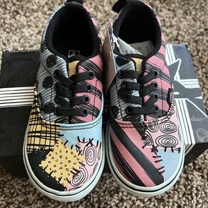 New in box Nightmare before Christmas toddler Vans